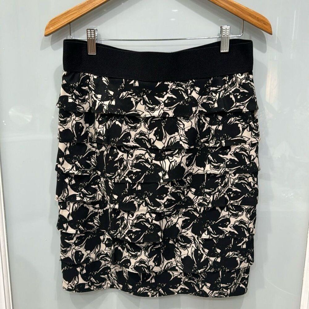Alfani Womens Petite Black White Elastic Pleated Ruffle Straight Pencil Skirt 4P